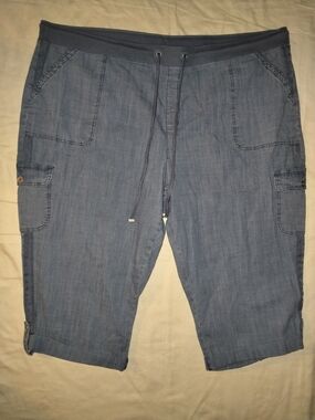 Casual Drawstring Cargo Capri Shorts in Denim Blue